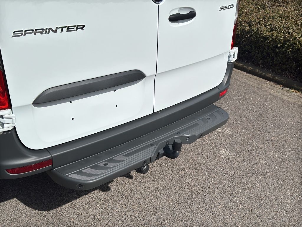 Fahrzeugabbildung Mercedes-Benz Sprinter 315 CDI Kasten PRO Hochdach Lang AHK