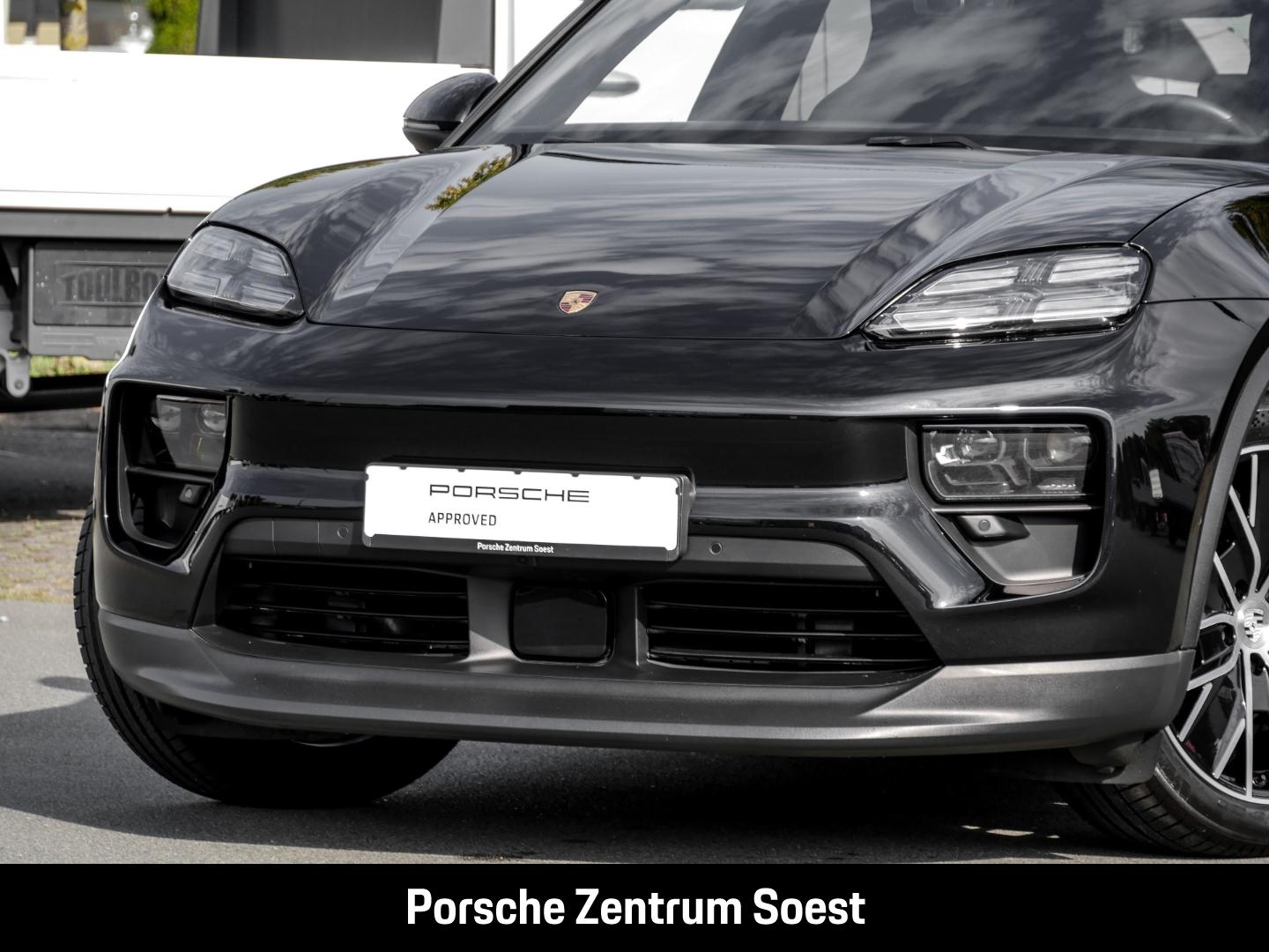 Porsche Macan Electric Basis/21-Zoll/Panoramadach/BOSE