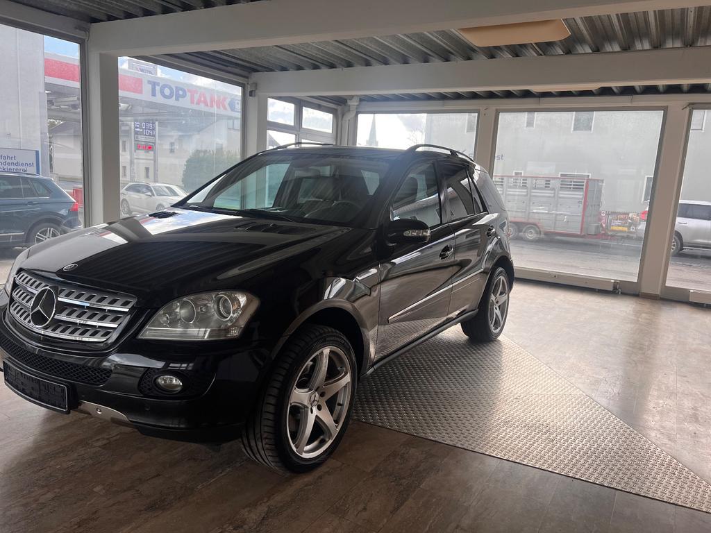 Mercedes-Benz ML 500