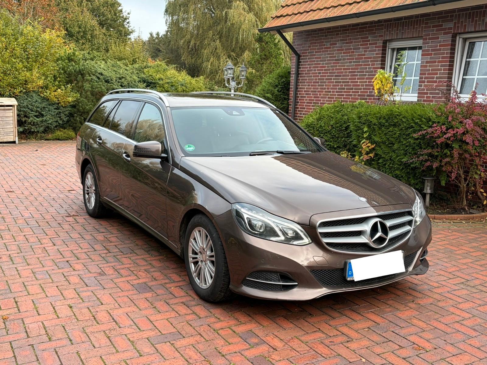 Mercedes-Benz E 220