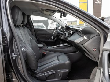 Peugeot 408 - 8