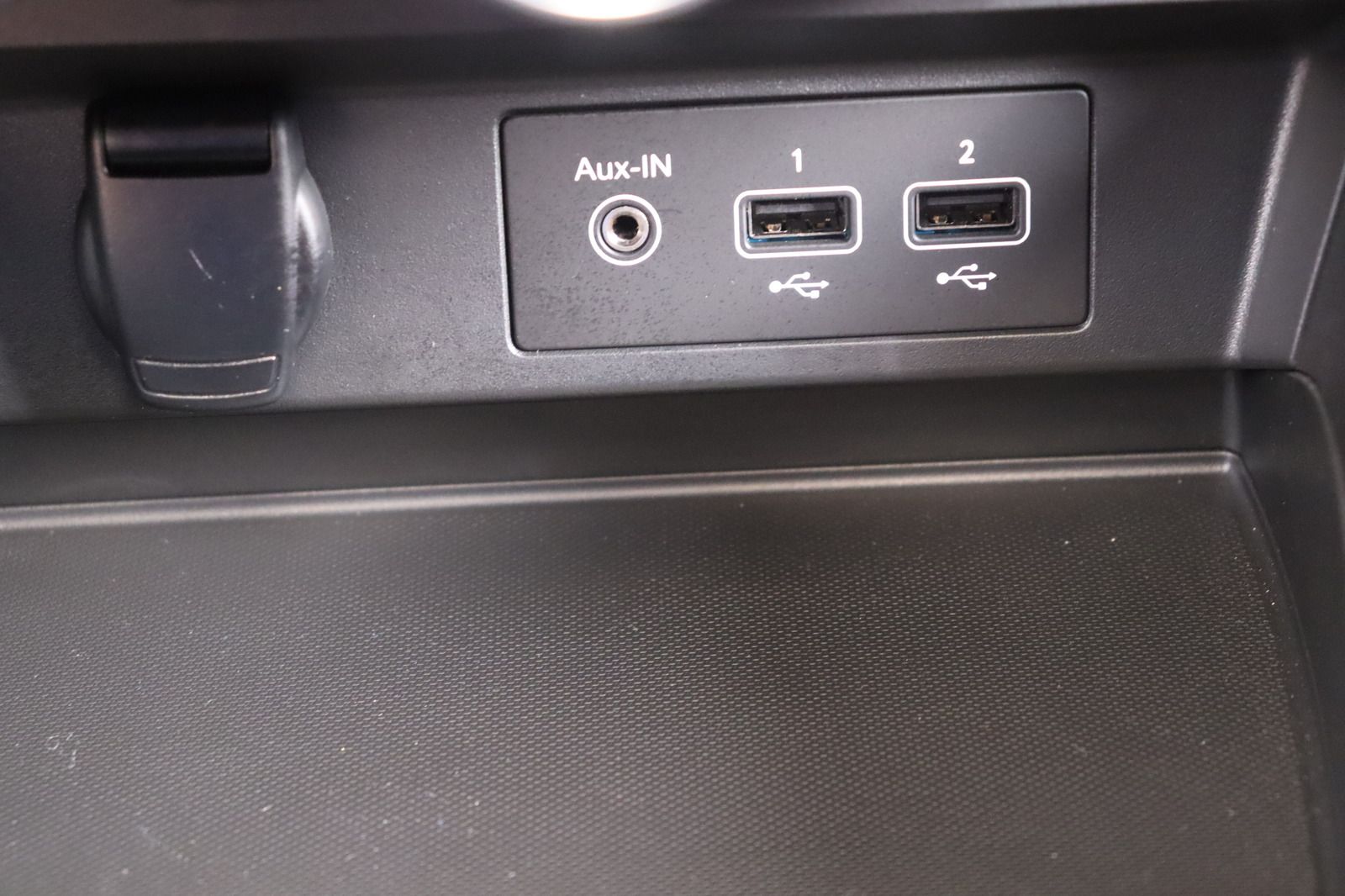 Fahrzeugabbildung Renault Arkana * LED * RFK * Lenkradhzg.