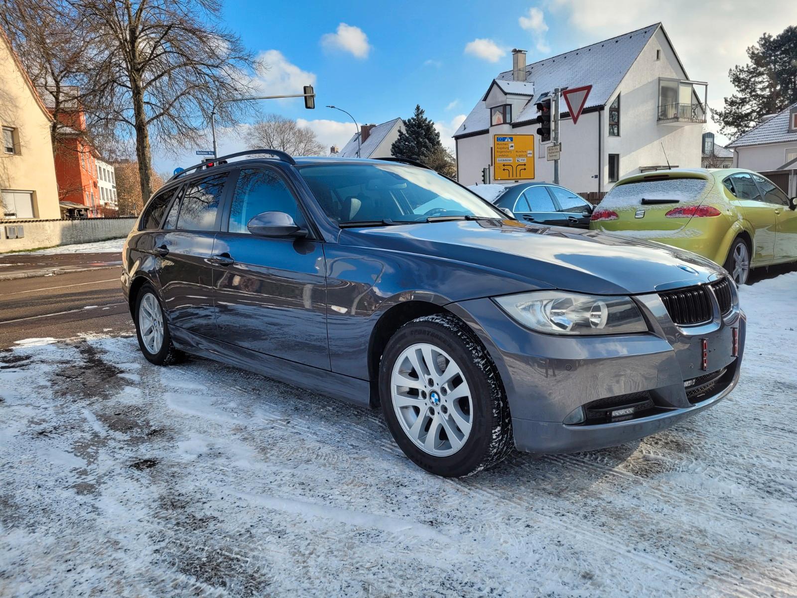 BMW 320 3 Touring 320d Leder Automatik Panorama Pdc