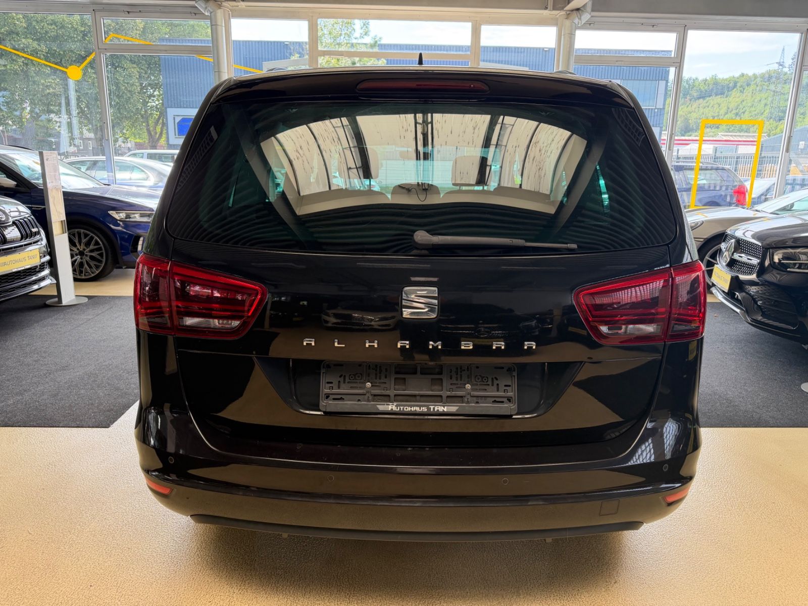 Fahrzeugabbildung SEAT Alhambra Style*7 Sitzer* 1.Hand