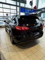 Volkswagen Touareg R 3.0 eTSI V6 eHybrid 4MOTION Tiptronic - Volkswagen Touareg R mit Hybrid-Antrieb (Benzin/Elektro)