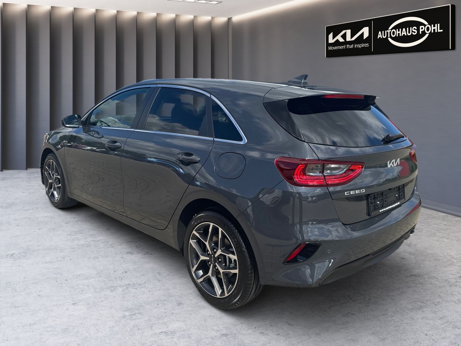 Fahrzeugabbildung Kia CEED_5 1.0T 48V DCT 100 ULTIMATE STY JBL    JUNI