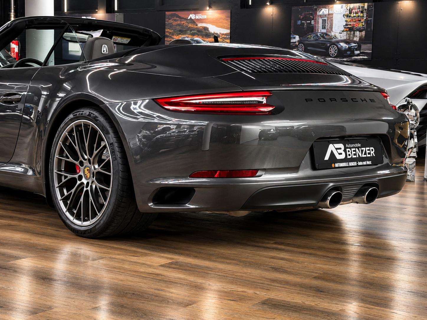 PORSCHE 911 991.2 CARRERA S CABRIOLET / CUIR / PACK SPORT CHRONO