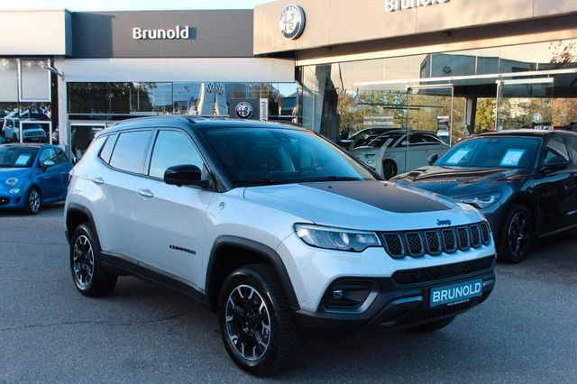 Jeep Compass Trailhawk Plug-In Hybrid 4WD