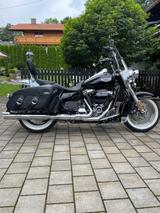 Harley-Davidson Road King Classic - HARLEY-DAVIDSON ROAD KING CLASSIC