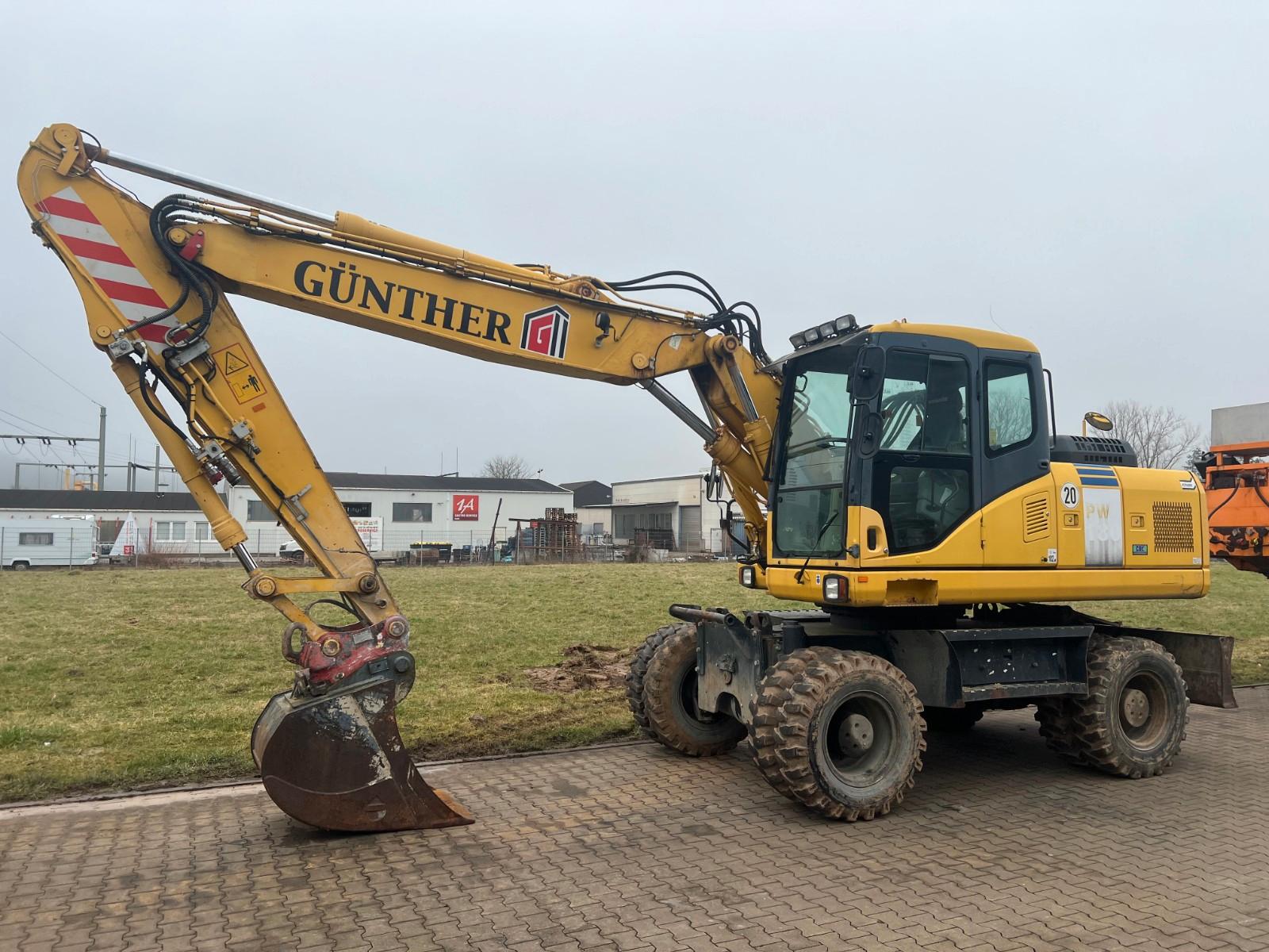 Komatsu PW 180 / 3163 m/h