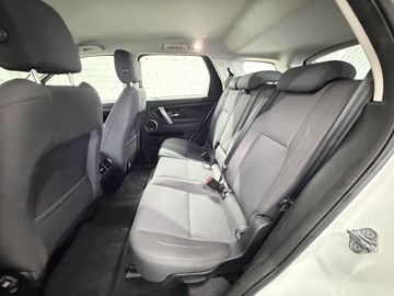Land-Rover Discovery Sport - 11