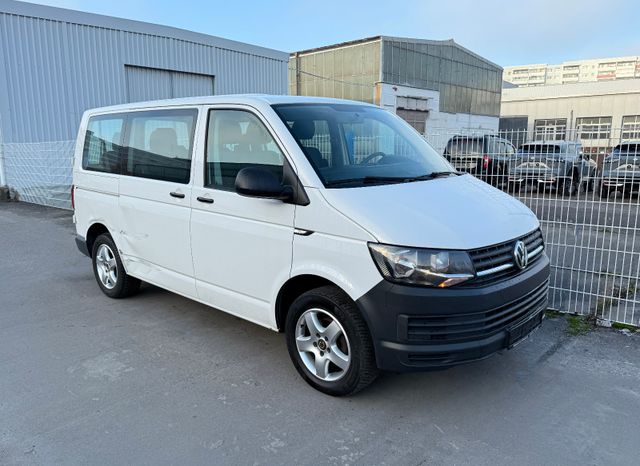 Volkswagen T6 Transporter Kombi 9-Sitzen. Klima