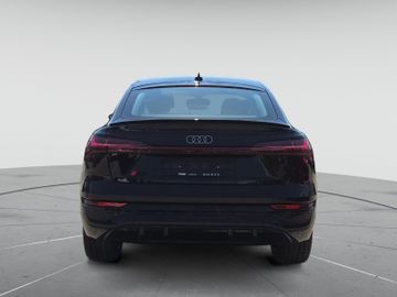 Audi Q8 e-tron - 7