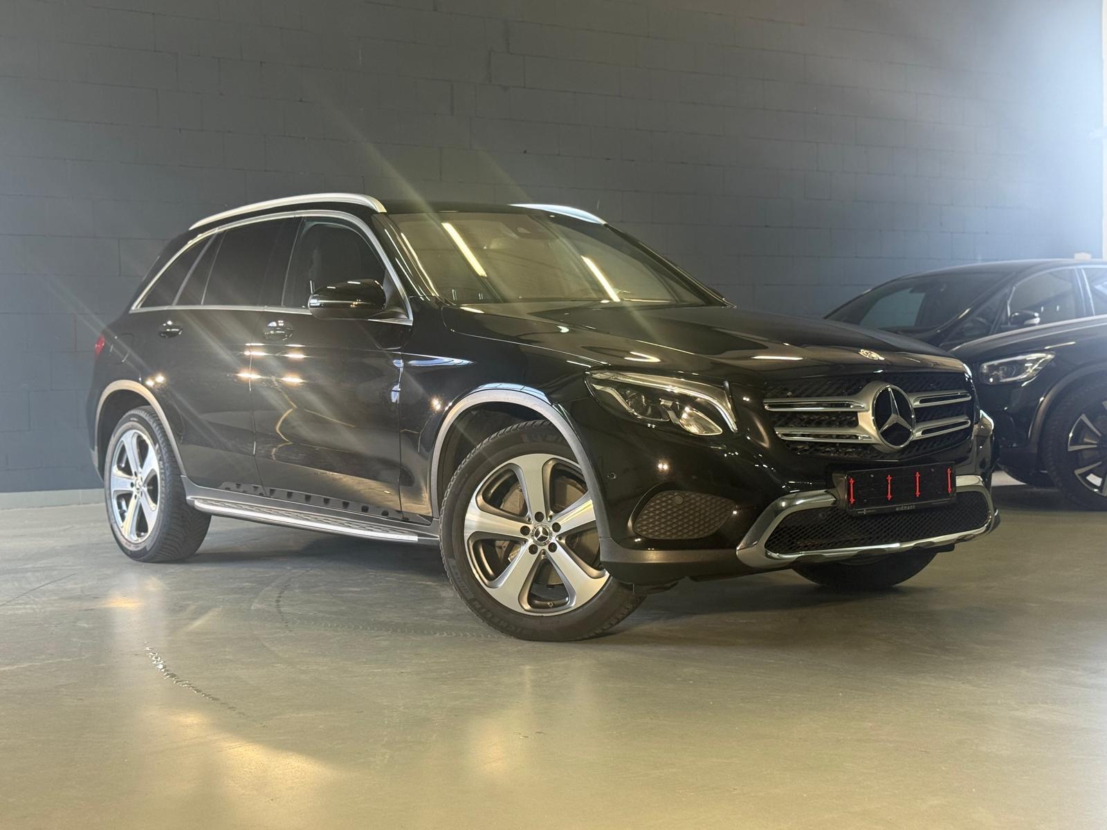 Mercedes-Benz GLC 350 d 4Matic-AMGLINE-PANO-BURMESTER-NAVI-AHK