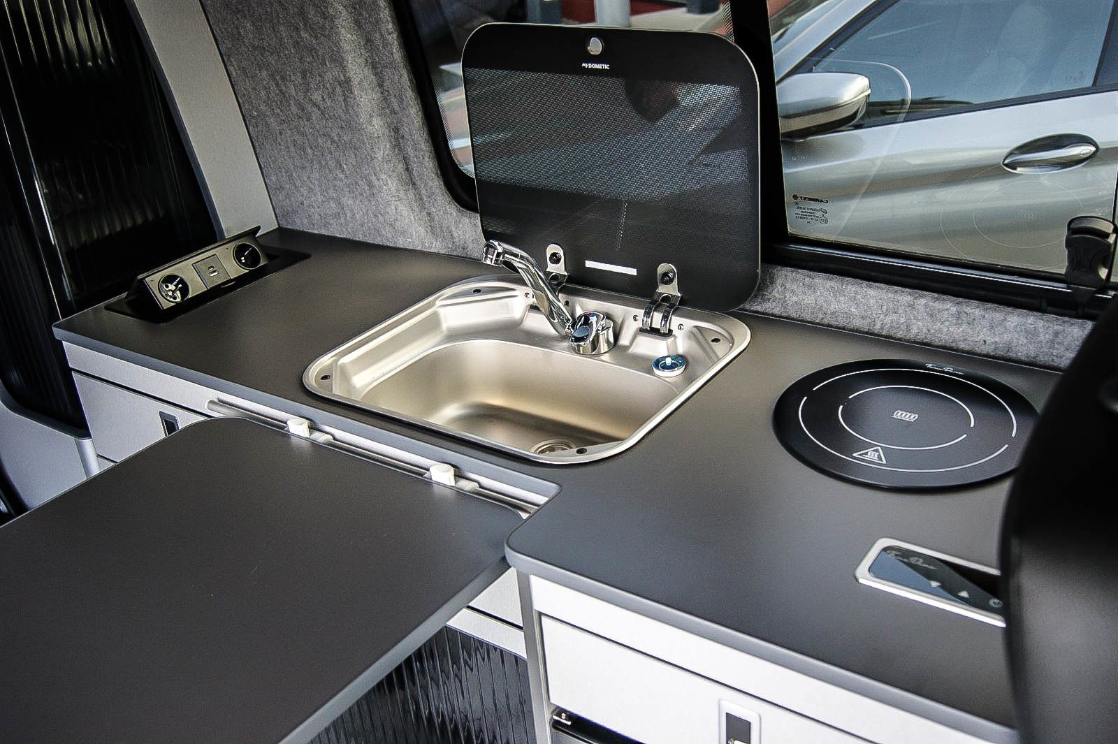 Fahrzeugabbildung Volkswagen T6 Camper =CALIFORNIA EDITION= AUSBAU NEU !!!