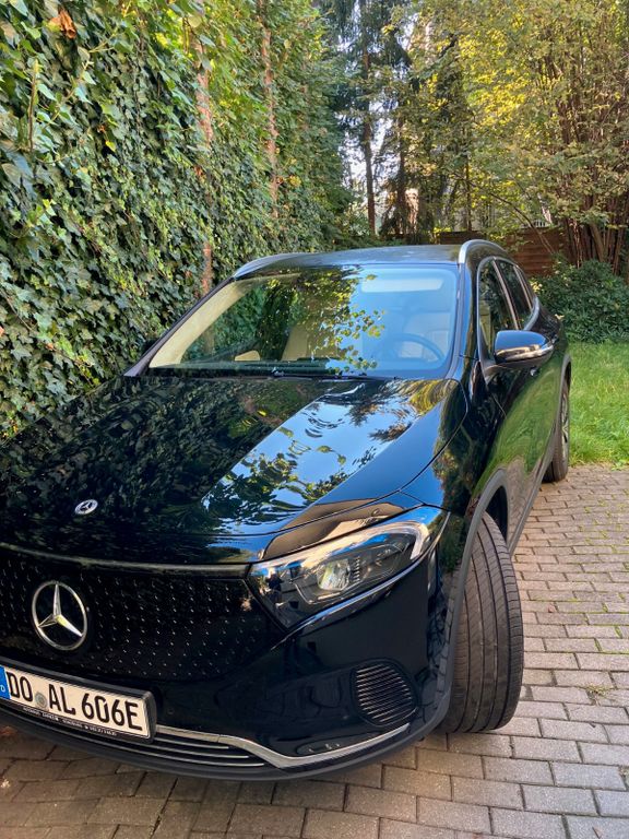 Image of Mercedes-Benz EQA
