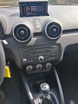 Audi A1 1.4 TFSI Top gepflegt - : Blau, Stoff