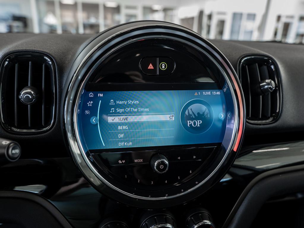 MINI Countryman Cooper SE ALL4 Classic Trim LED NAVI