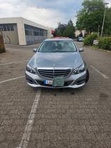 Mercedes-Benz E 300 BlueTEC - - Mercedes-Benz E 300: Bluetec