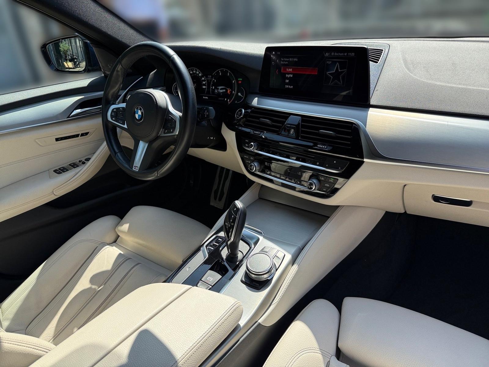 BMW 520d M SPORTPAKET+PANORAMA+AHK+MASSAGE+NIGHT VIS