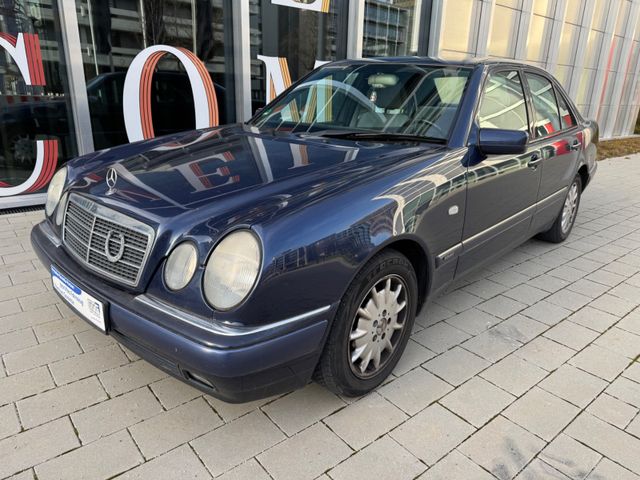 Mercedes-Benz E 230*Automatik*Schiebedach*Tempomat*Elegance*