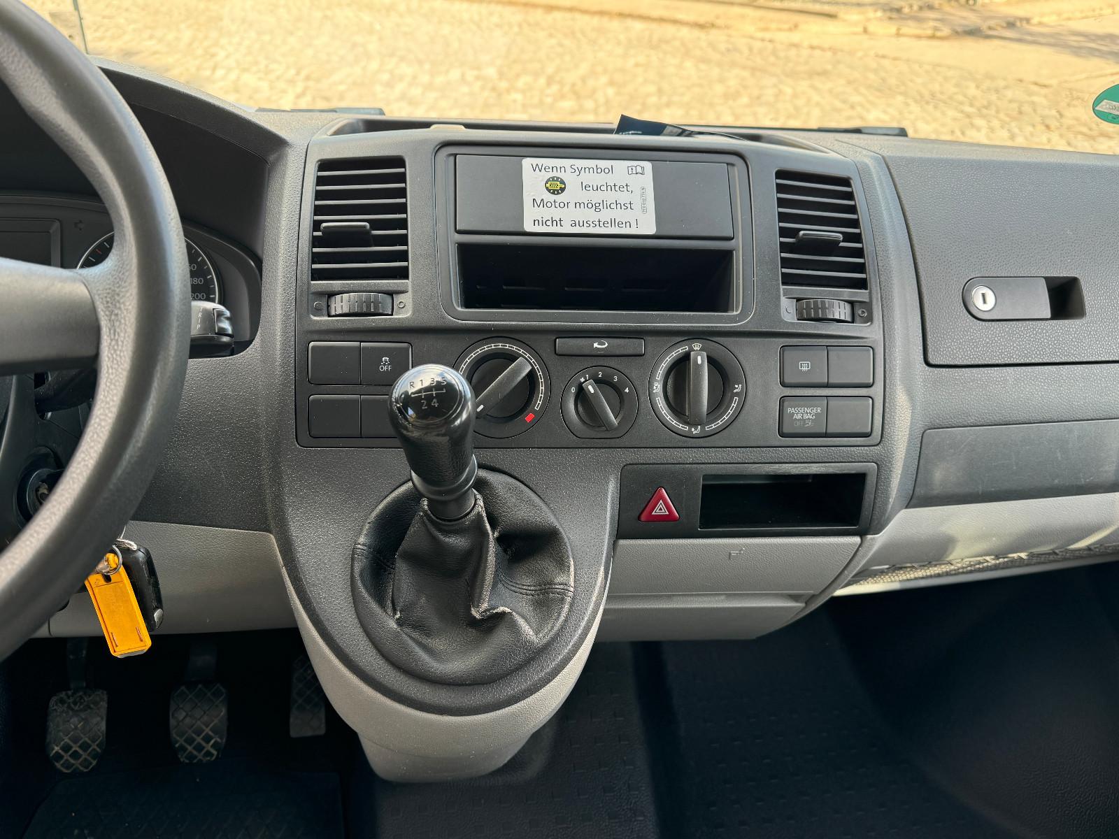 Volkswagen T5 Transporter 2.0 TDI 84ch - 1 ère main - 5 Places - Carnet entretien - TVA récupérable