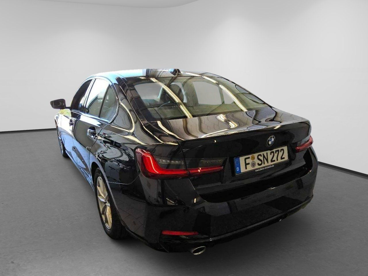 BMW 318 d ACC LED Lane RKam AUT Facelift imagem 2
