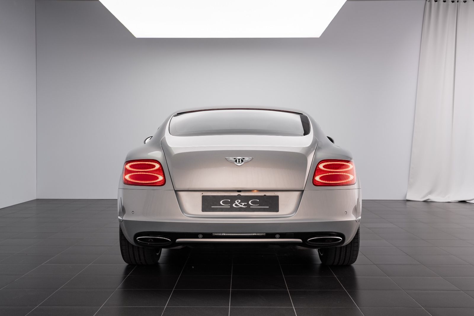 Fahrzeugabbildung Bentley Continental GT MULLINER/EXTREME SILVER