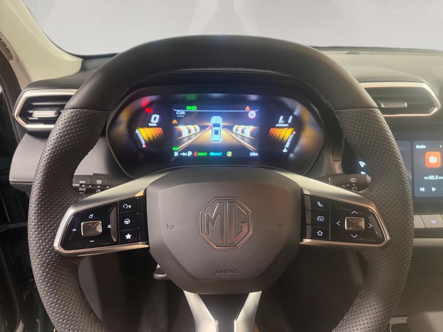 MG ZS