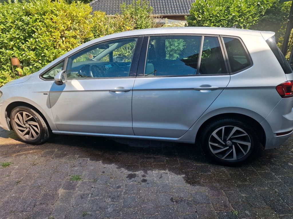 Image of Volkswagen Golf Sportsvan