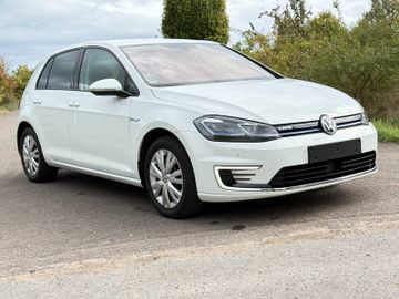 Volkswagen Golf - 5
