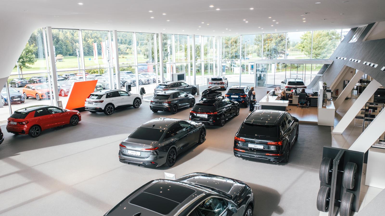 showroom-image-bottom