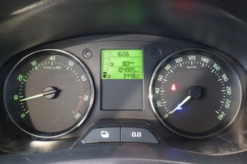 Skoda Fabia Combi Fresh 1.2 TSI KLIMAAUT.+TEMP+PDC+ALU