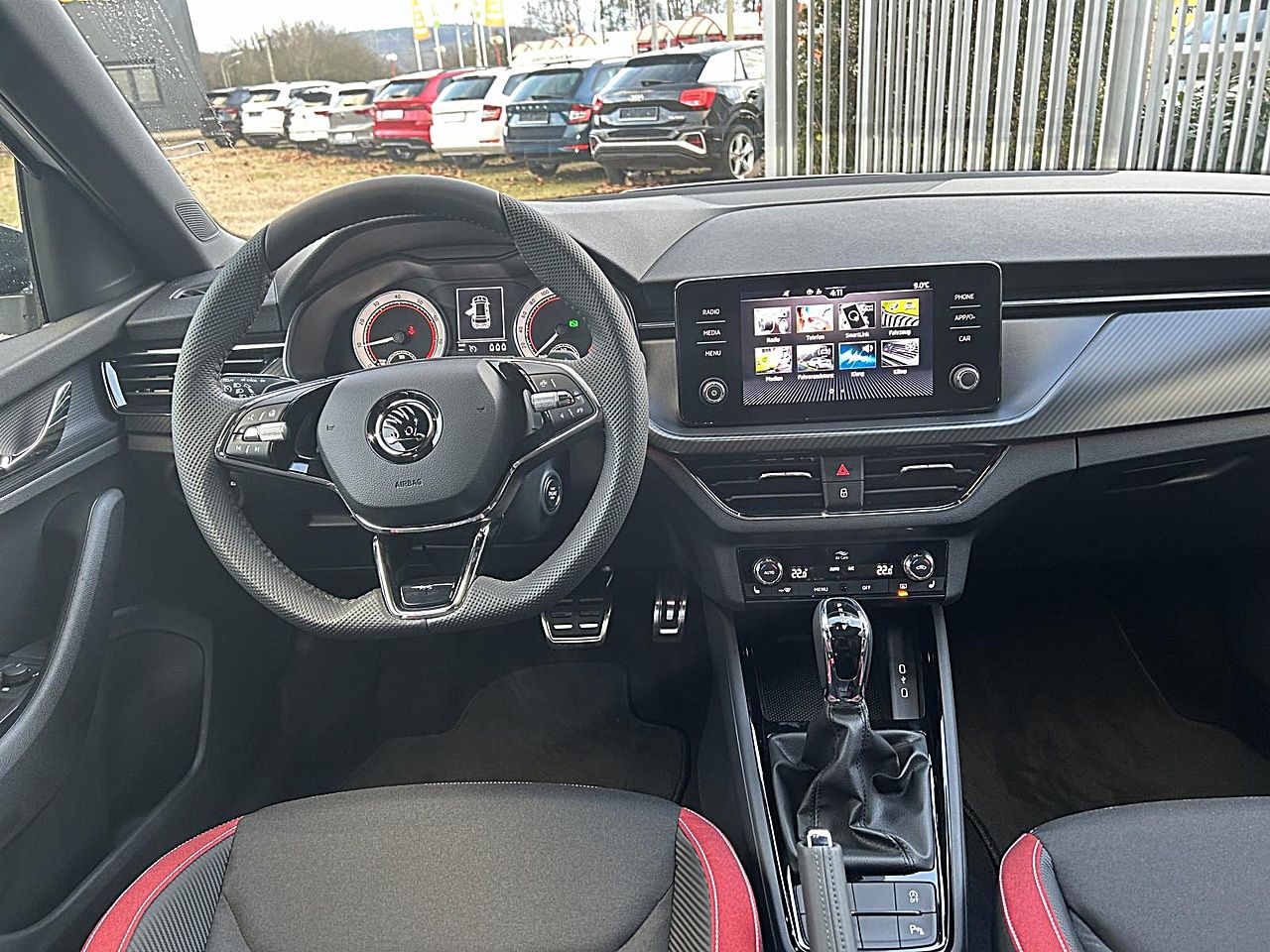 Fahrzeugabbildung SKODA Kamiq Monte Carlo 1.5 TSI DSG Tempomat LED