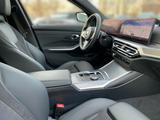 BMW 330d xDrive Touring M Sport HUD AHK DA ACC Pano - BMW 330: 330d Sport