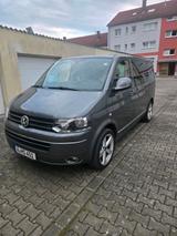 Volkswagen VW T5 Multivan  Highline - VW T5 Multivan Gebrauchtwagen in Augsburg