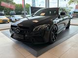 Mercedes-Benz E 220 E T-Modell AMG-Line - Mercedes-Benz E 220: AMG