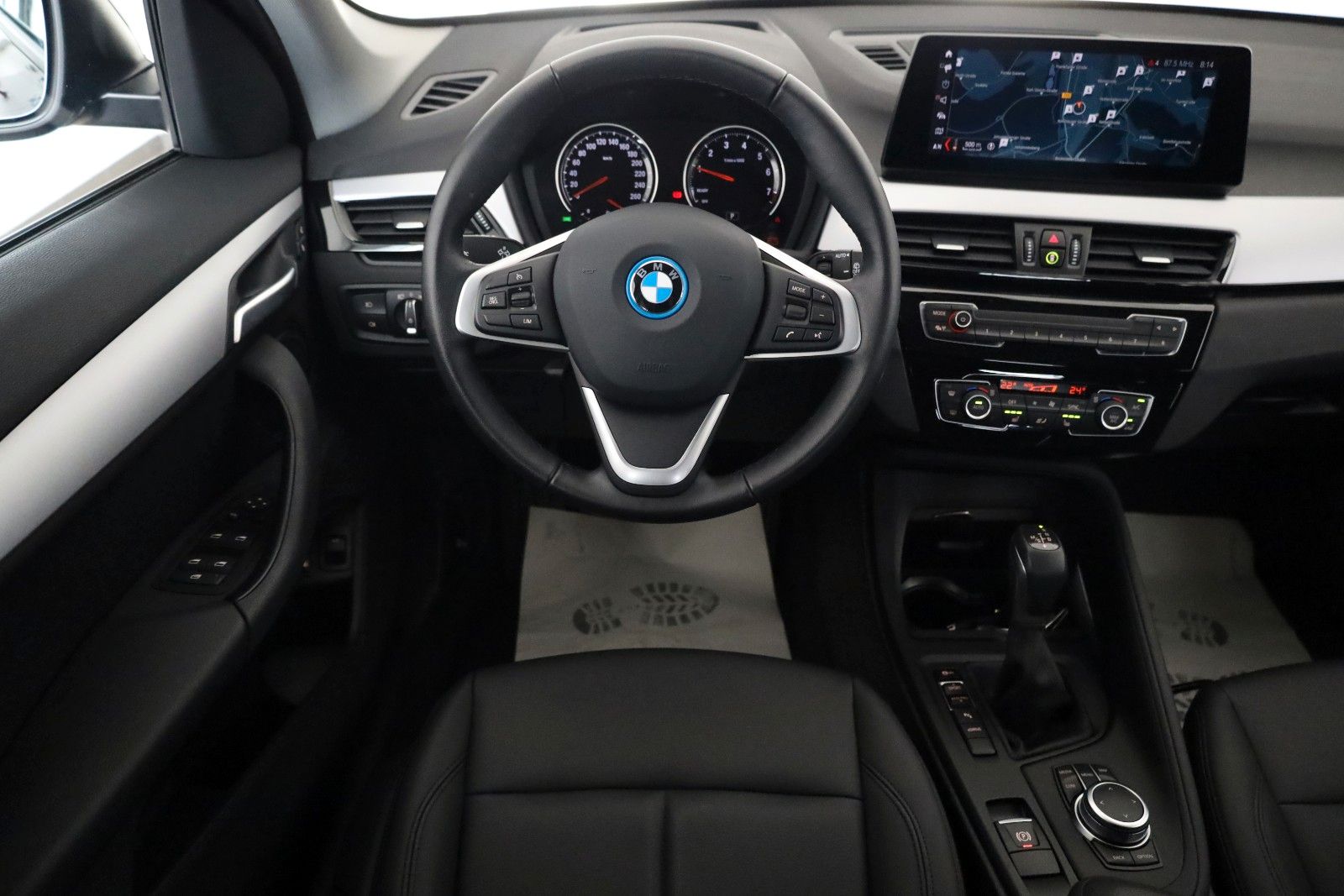 Fahrzeugabbildung BMW X1 xDrive 25e Advantage,Leder,Navi,HUD,Kamera,SH