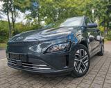 Hyundai Kona Select Elektro 64kWh|SOH97%|Garantie05/2030 - mit Elektro-Antrieb: Geländewagen, Garantie