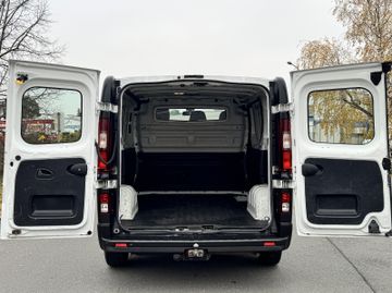 Opel Vivaro - 10