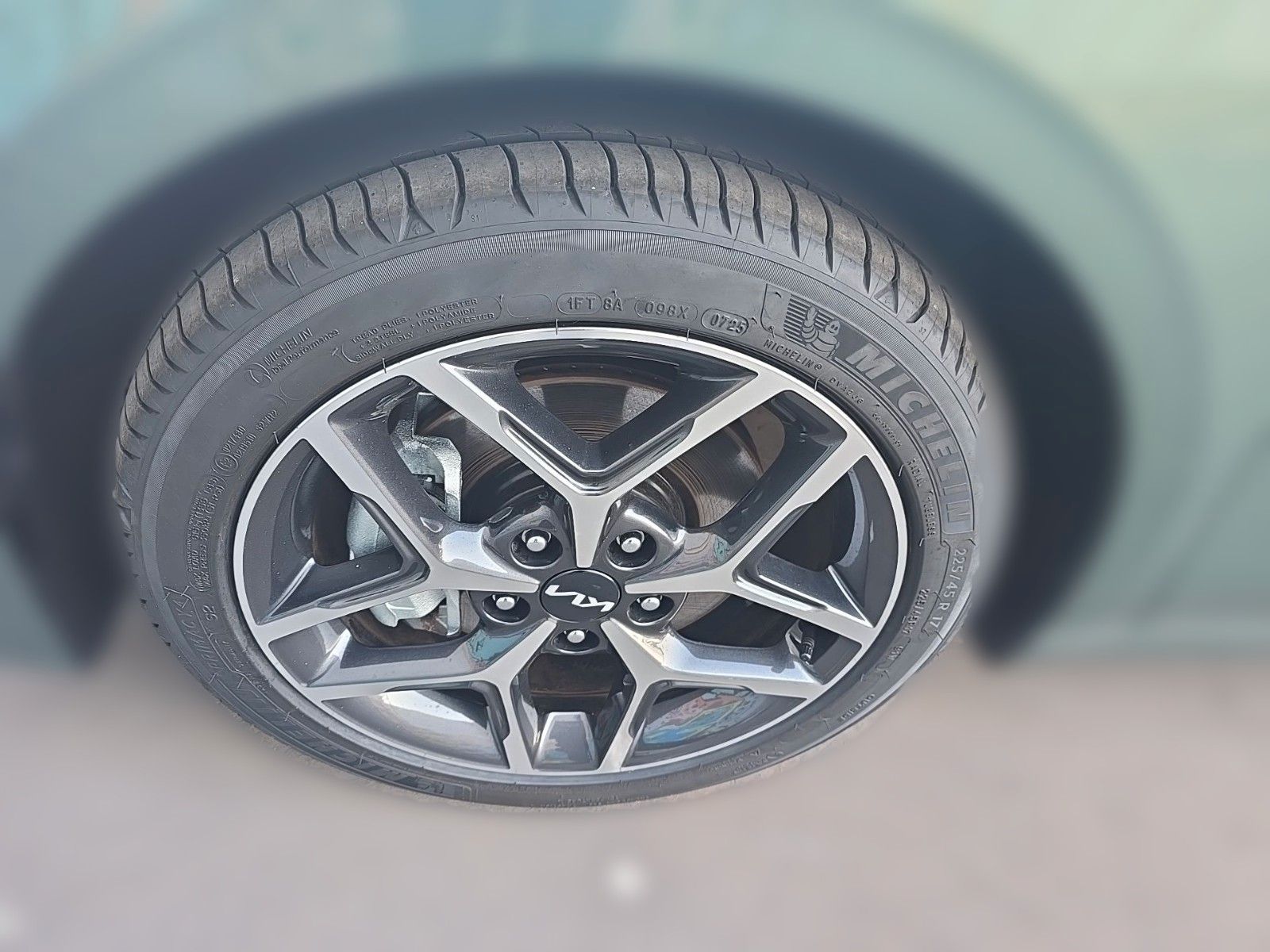 Fahrzeugabbildung Kia CEED_SW 1.5T 140 DCT7 PLAT GD