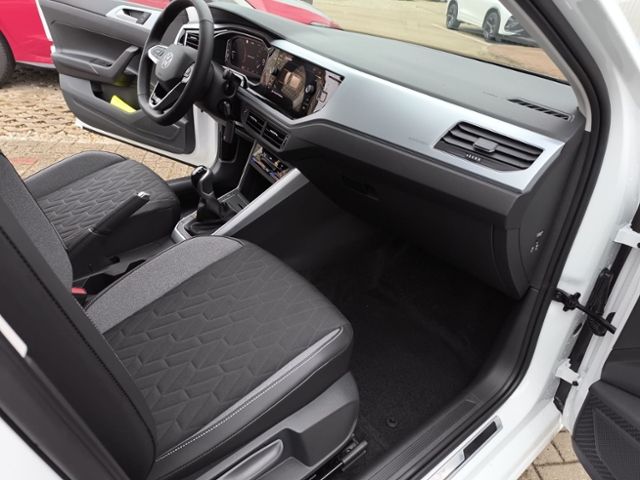 Fahrzeugabbildung Volkswagen Polo ENERGY 1,0 l 59 kW (80 PS) 5-Gang