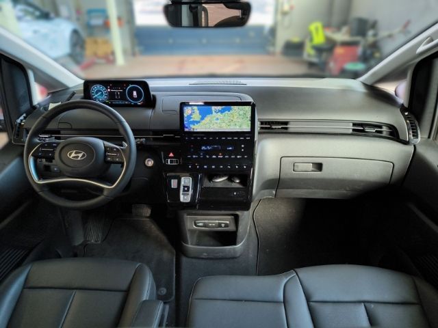 Fahrzeugabbildung Hyundai STARIA HEV 9-Sitzer MY25 1.6 T-GDI 225 PS Prime