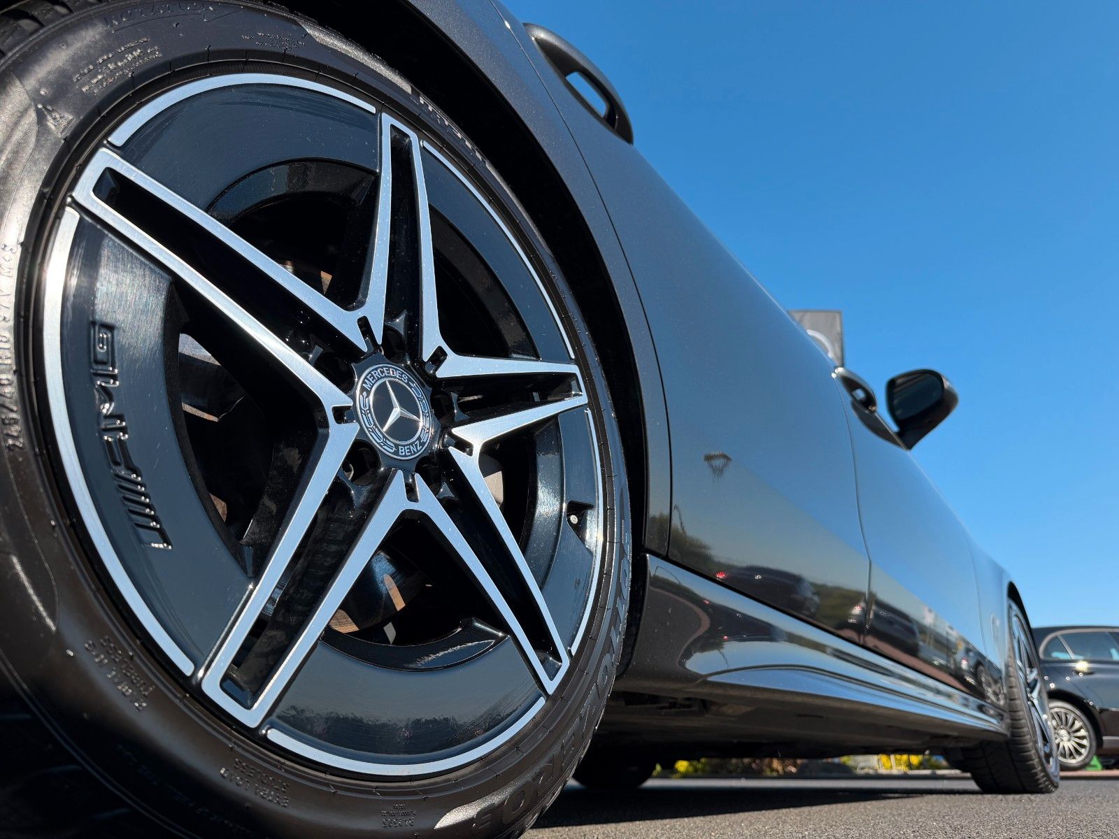 Fahrzeugabbildung Mercedes-Benz C 200d AMG+Pano+Digital+Memory+Night