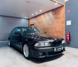 BMW 540i A Sport/V8/SITZ/MEMSITZ/ROLLOS - BMW 540 in Nürnberg