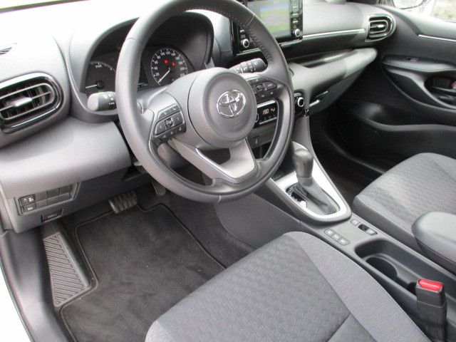 Fahrzeugabbildung Toyota Yaris Hybrid Business Edition