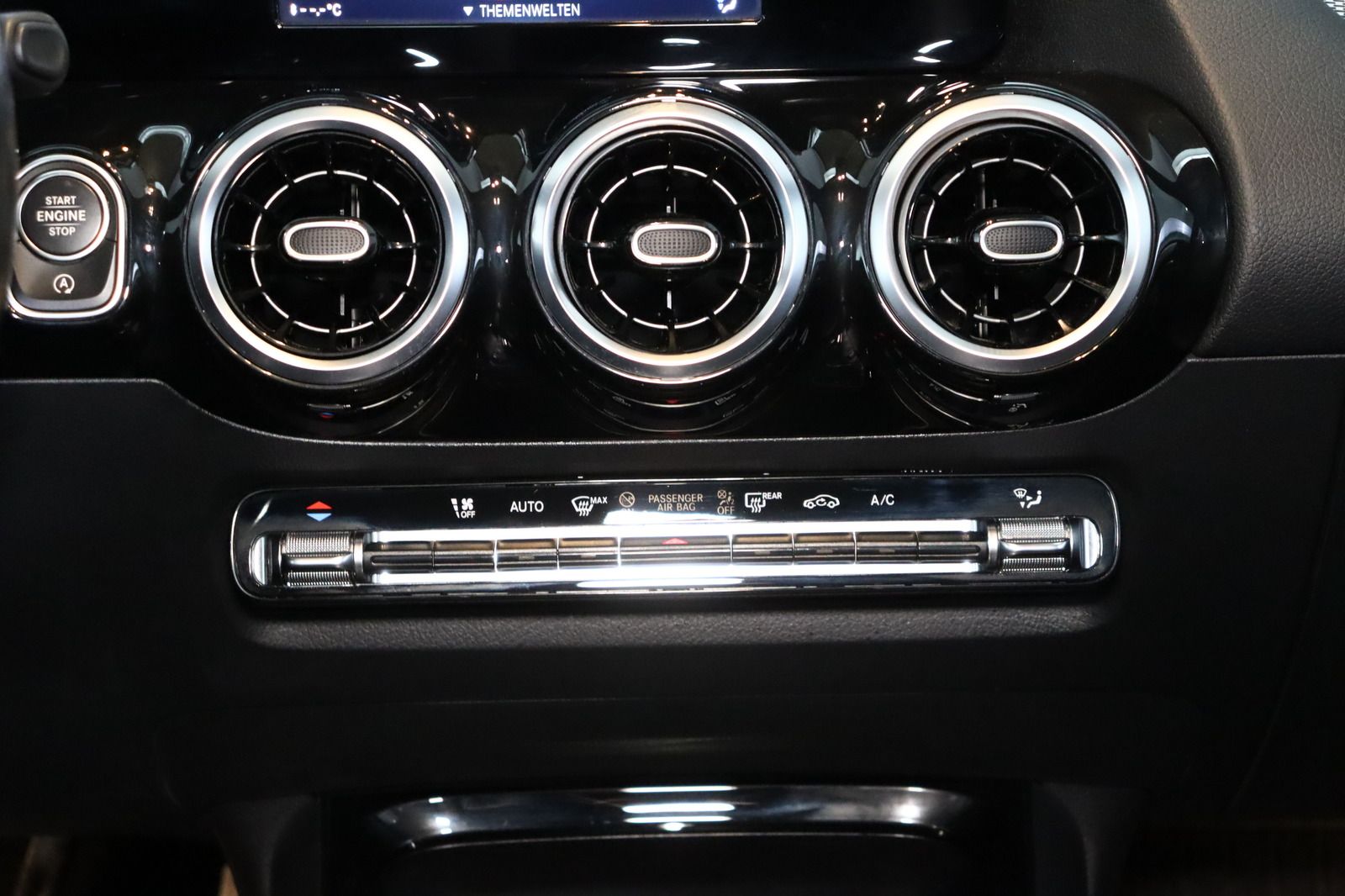 Fahrzeugabbildung Mercedes-Benz GLA 200 d * Leder * SHZ * AHK