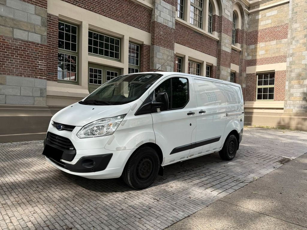 Image of Ford Transit Custom