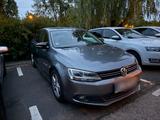 Volkswagen VW Jetta MK6 1.2 TSI Schalter Comfortline ... - Volkswagen: Mk2