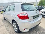 Toyota Auris 1,33-l-Dual-VVT-i Life+ - Toyota Auris: 1.3